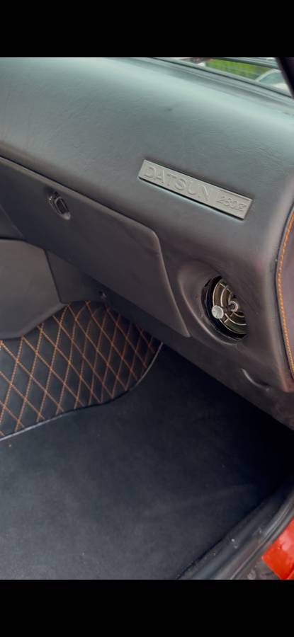 76-datsan-280z-1976-orange-15