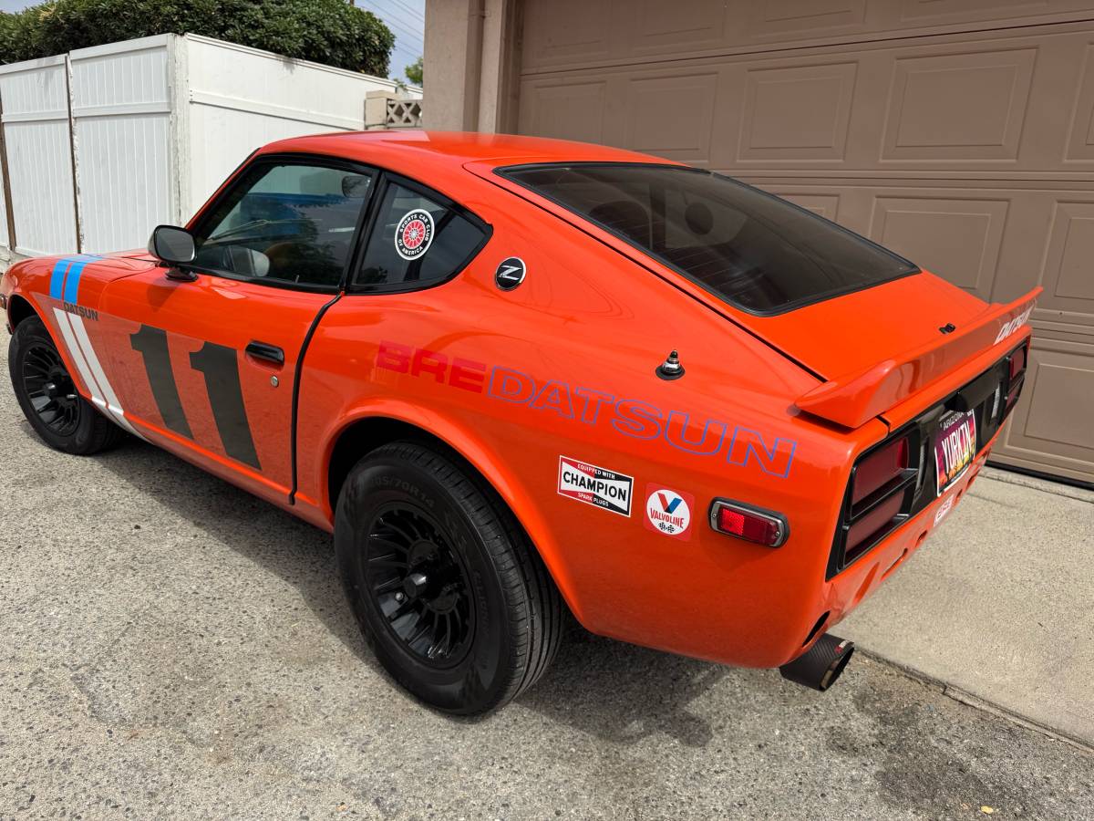 76-datsan-280z-1976-orange-3