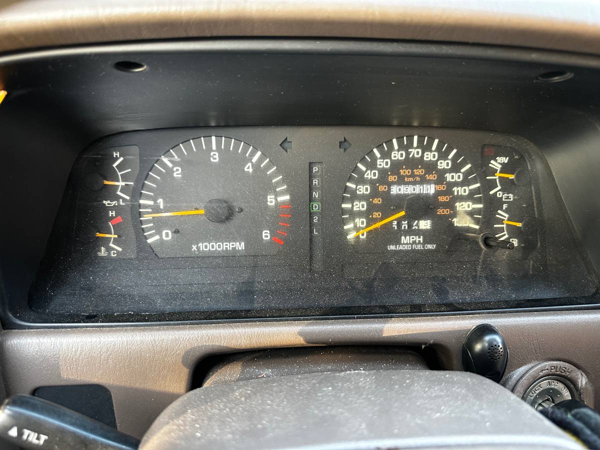 80-series-gasoline-1996-white-3