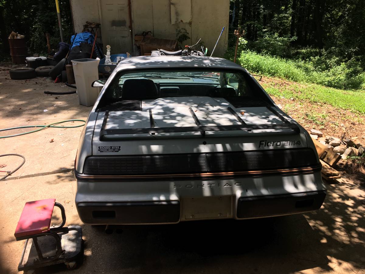 85-pontiac-fiero-1985-silver-9