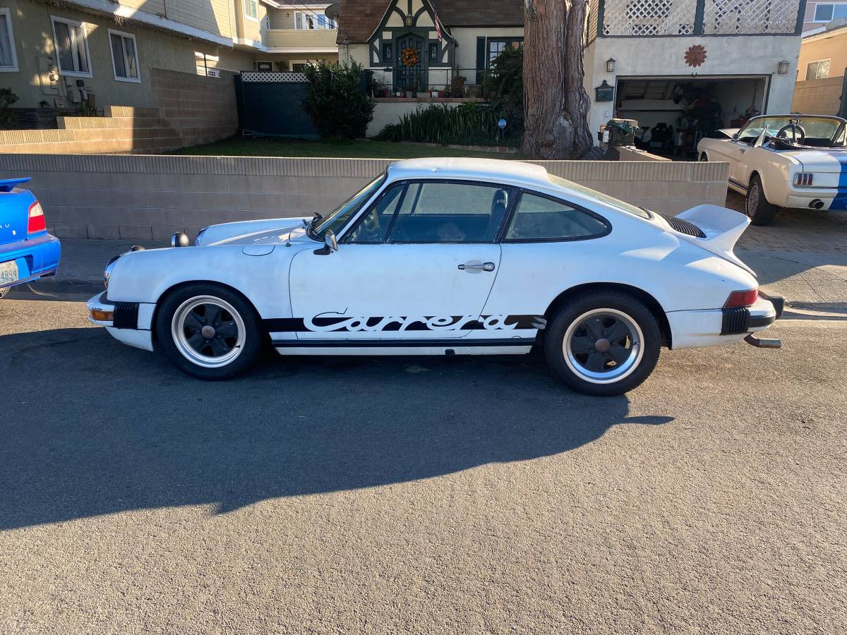 91112-g-model-1976-white-1