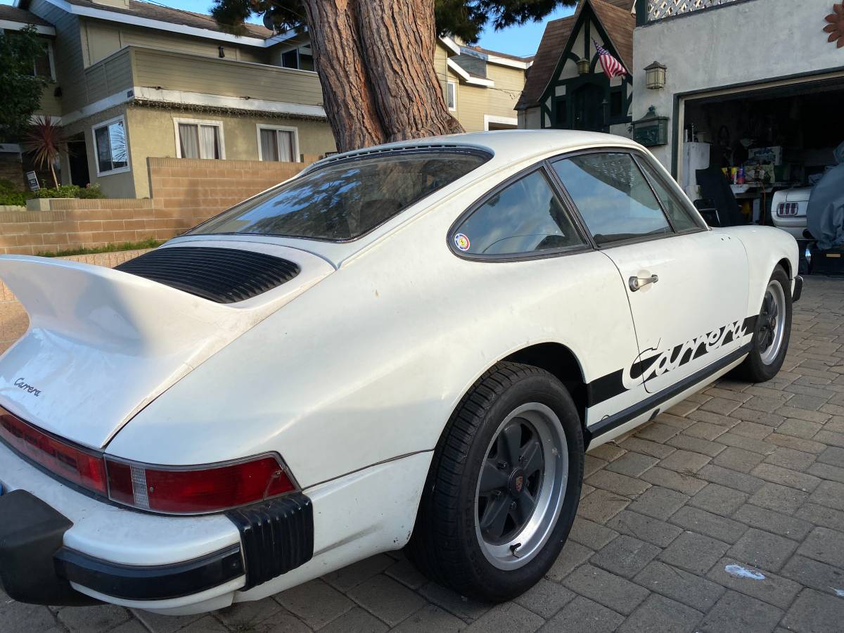 91112-g-model-1976-white-3