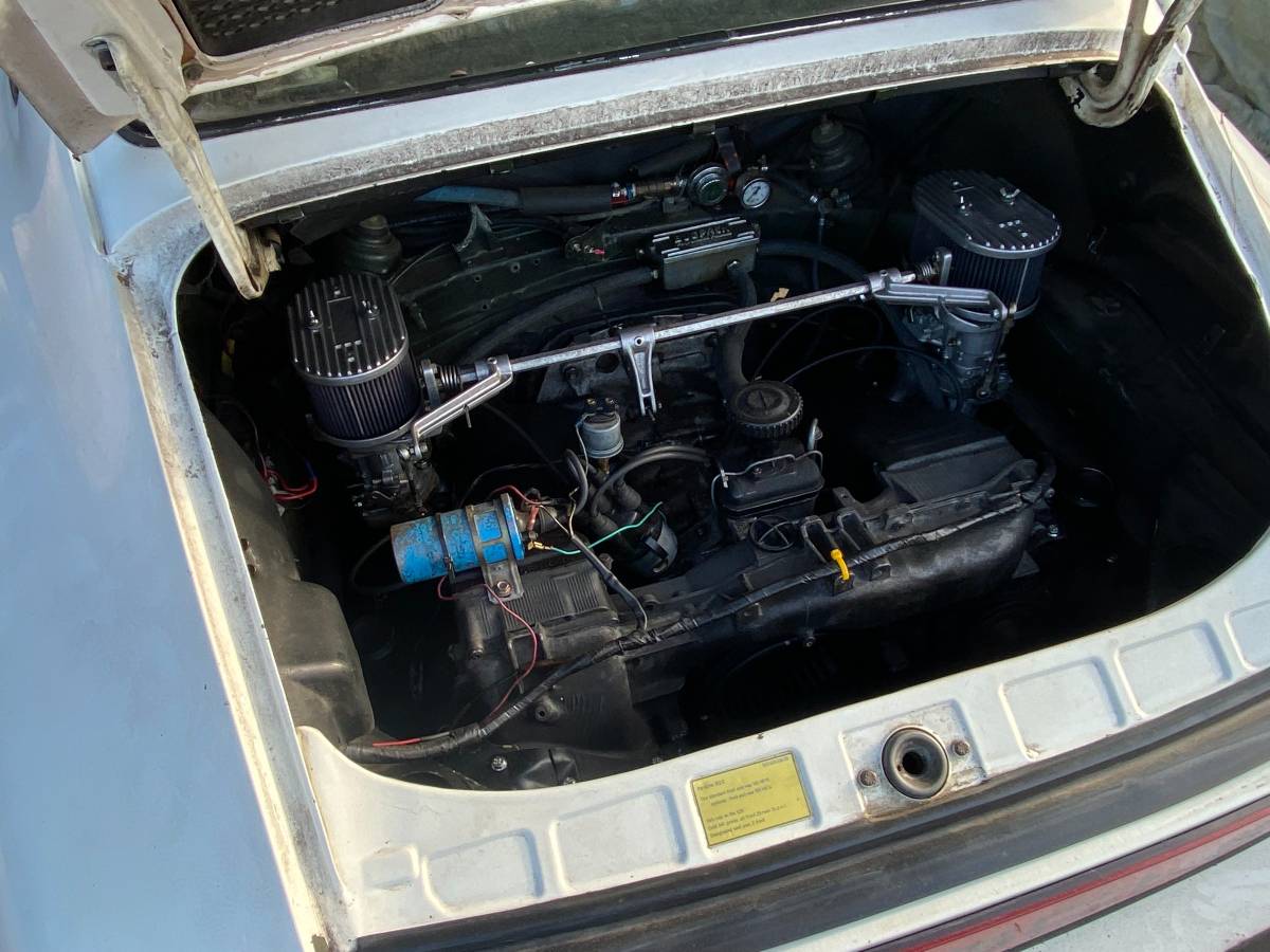 91112-g-model-1976-white-6