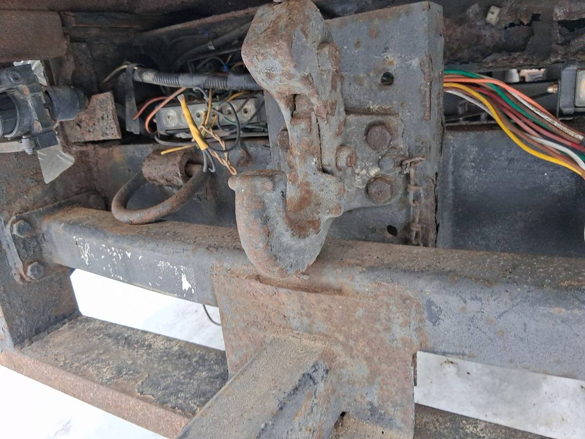 93-chevy-350-v8-1993-white-7