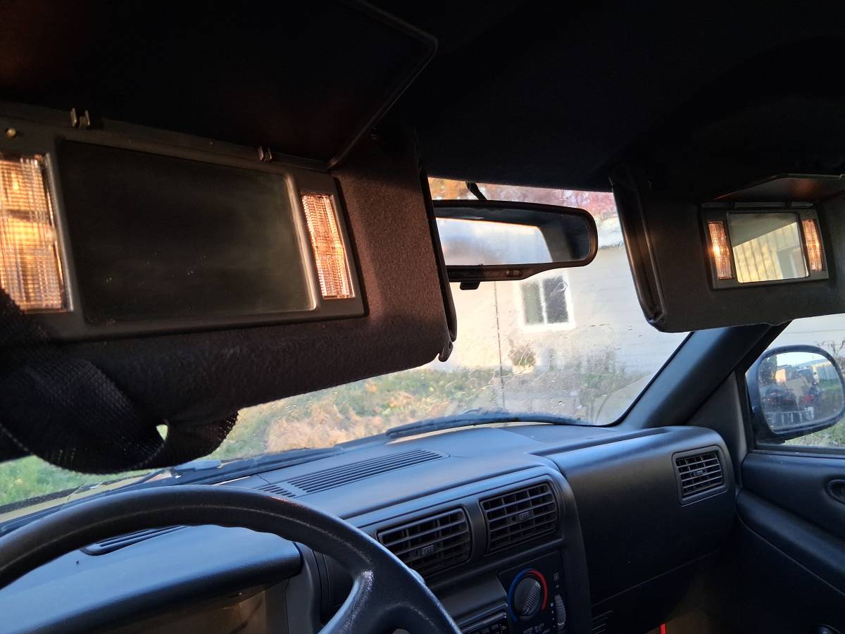 95-chevrolet-s10-4x4-extended-cab-1995-red-6