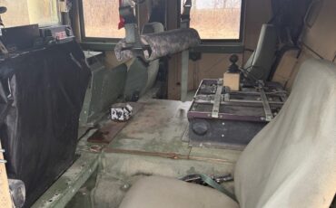 AM-General-HMMWV-Humvee-1901-SUV-11