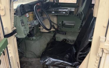 AM-General-HMMWV-Humvee-1901-SUV-12