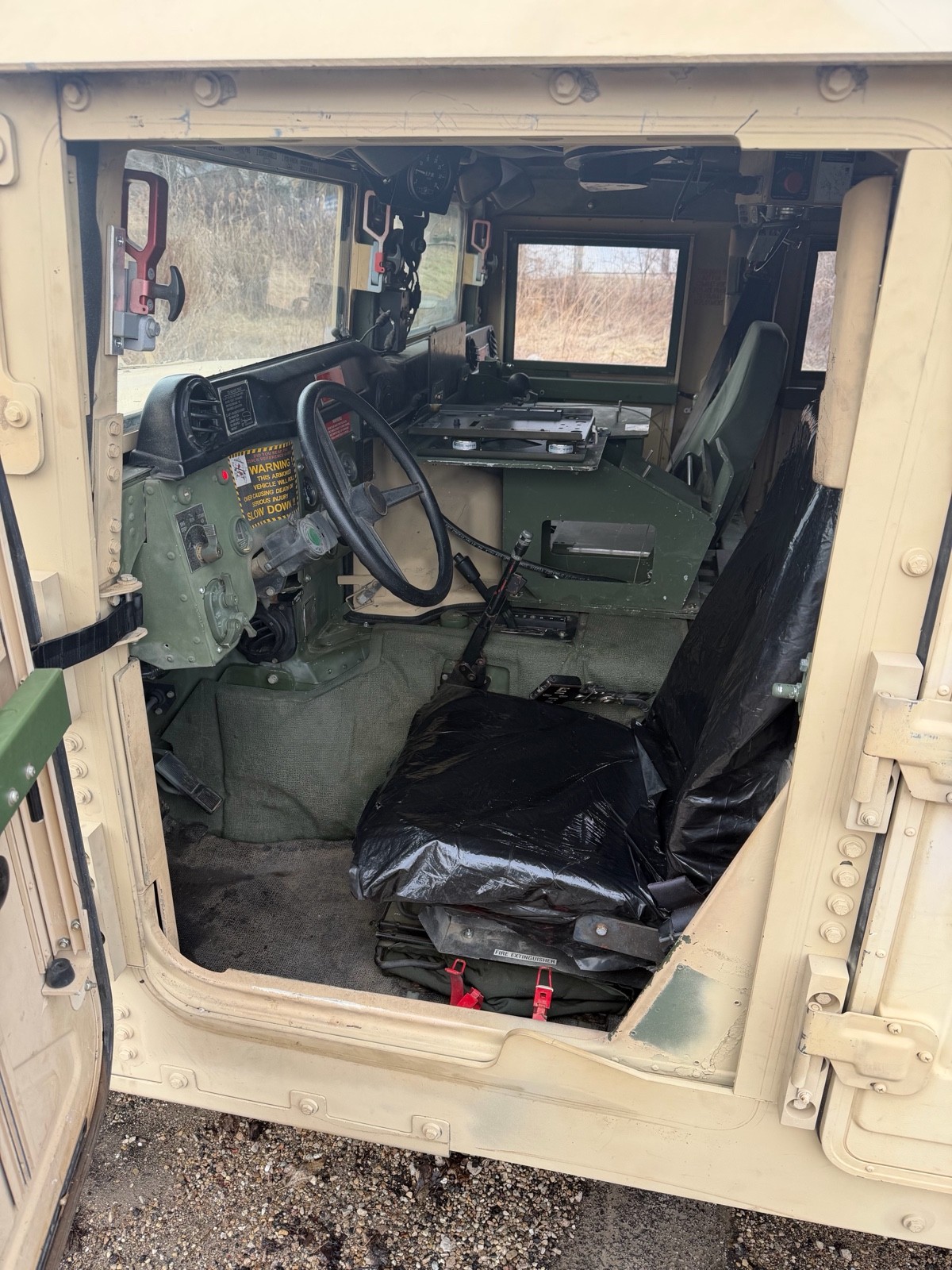 AM-General-HMMWV-Humvee-1901-SUV-12
