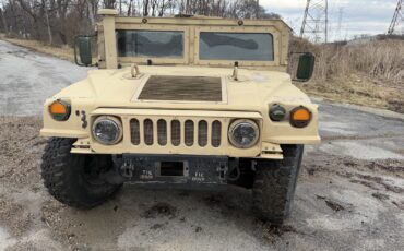 AM-General-HMMWV-Humvee-1901-SUV-3