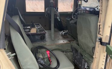 AM-General-HMMWV-Humvee-1901-SUV-8
