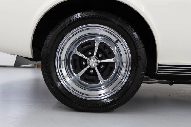 AMC-AMX-1968-Coupe-21