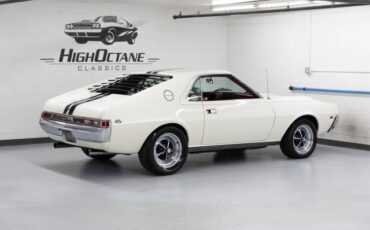 AMC-AMX-1968-Coupe-30