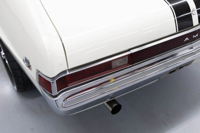 AMC-AMX-1968-Coupe-39