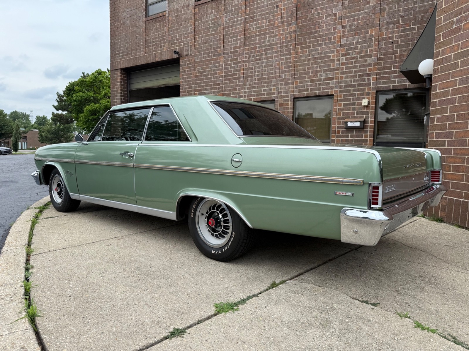 AMC-Rambler-1966-Coupe-3