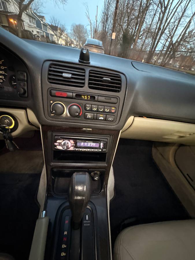 Accuracy-legend-l-1993-13