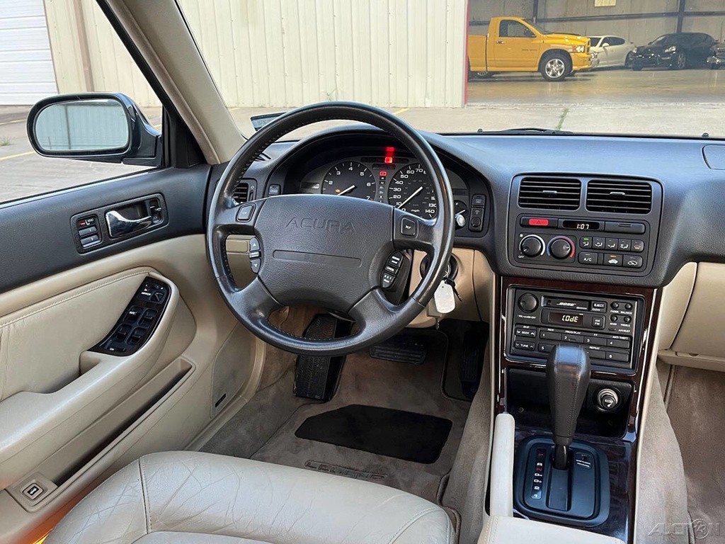 Acura-Legend-1995-Sedan-16