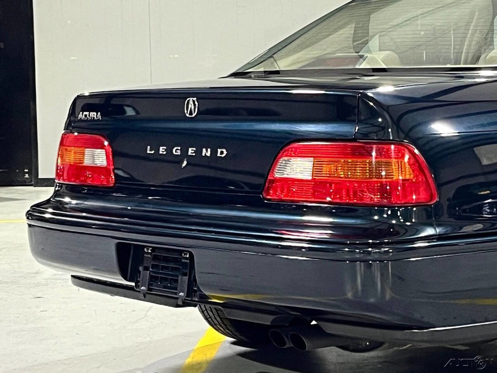 Acura-Legend-1995-Sedan-6