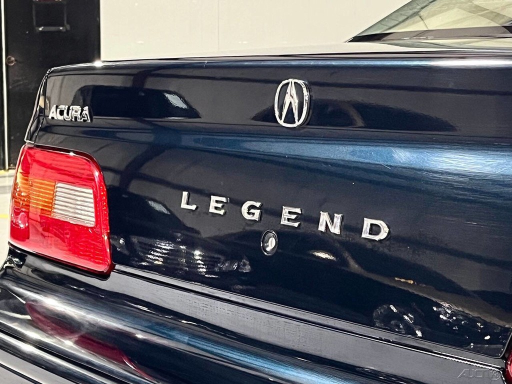 Acura-Legend-1995-Sedan-7