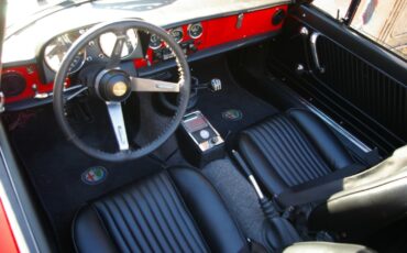 Alfa-Romeo-Spider-1969-Convertible-16