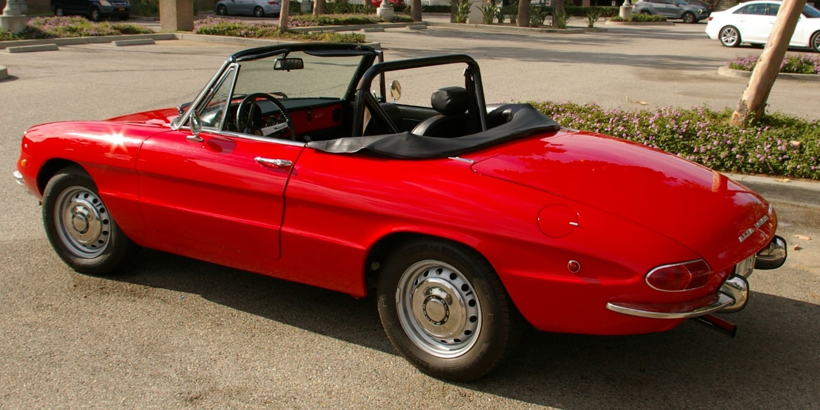 Alfa-Romeo-Spider-1969-Convertible-4