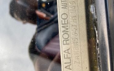 Alfa-Romeo-Spider-1987-Convertible-23