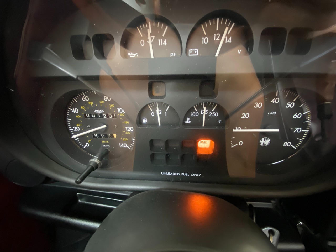 Alfa-Romeo-Spider-1987-Convertible-24