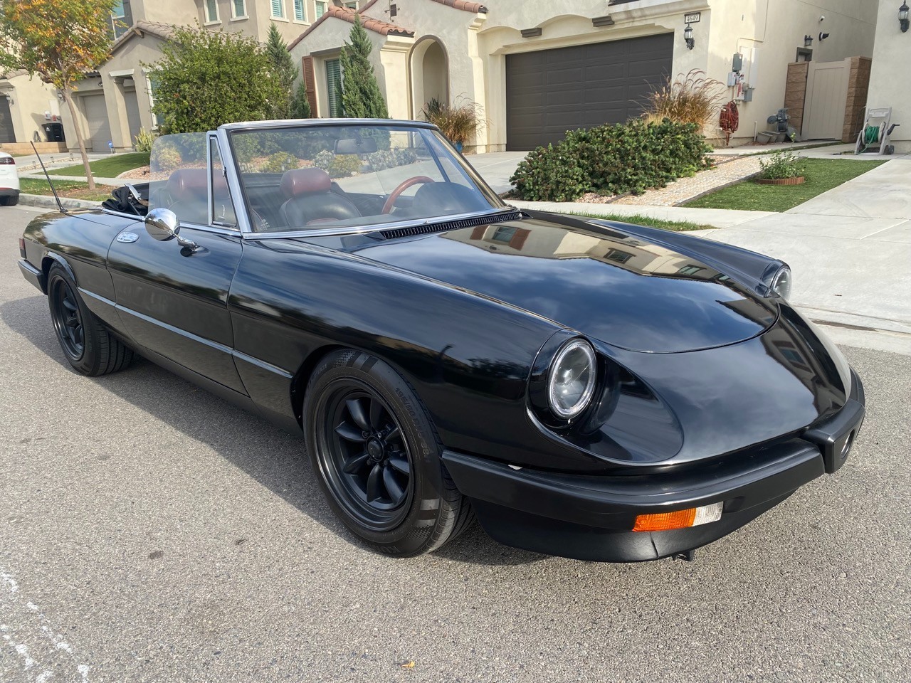 Alfa-Romeo-Spider-1987-Convertible-6