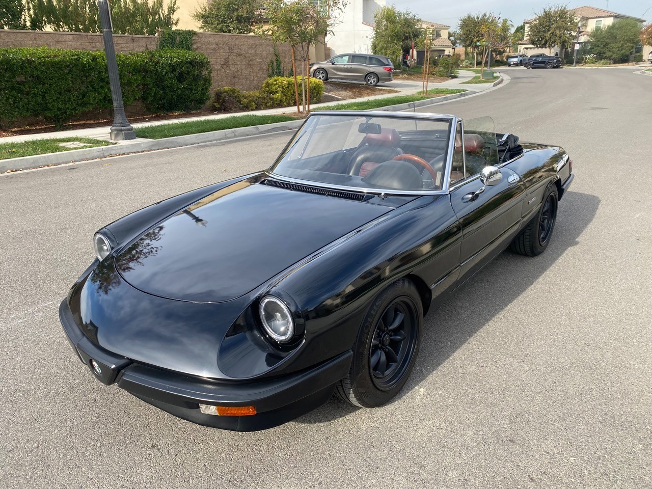 Alfa-Romeo-Spider-1987-Convertible