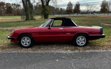 Alfa-Romeo-Spider-1988-Convertible-10