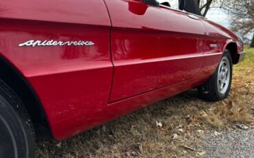 Alfa-Romeo-Spider-1988-Convertible-16