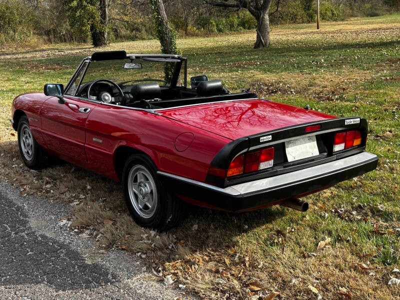 Alfa-Romeo-Spider-1988-Convertible-7