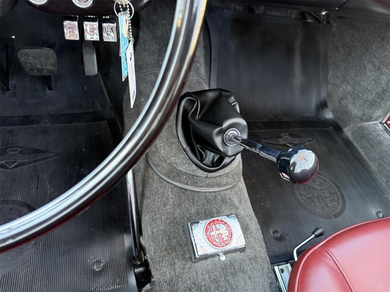 Alfa-romeo-2000-1960-Blue-Red-19