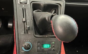 Alfa-romeo-Quadrifoglio-1986-Red-Gray-8