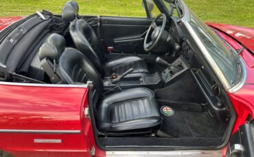 Alfa-romeo-Spider-1986-Red-Black-14