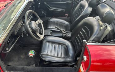 Alfa-romeo-Spider-1986-Red-Black-15