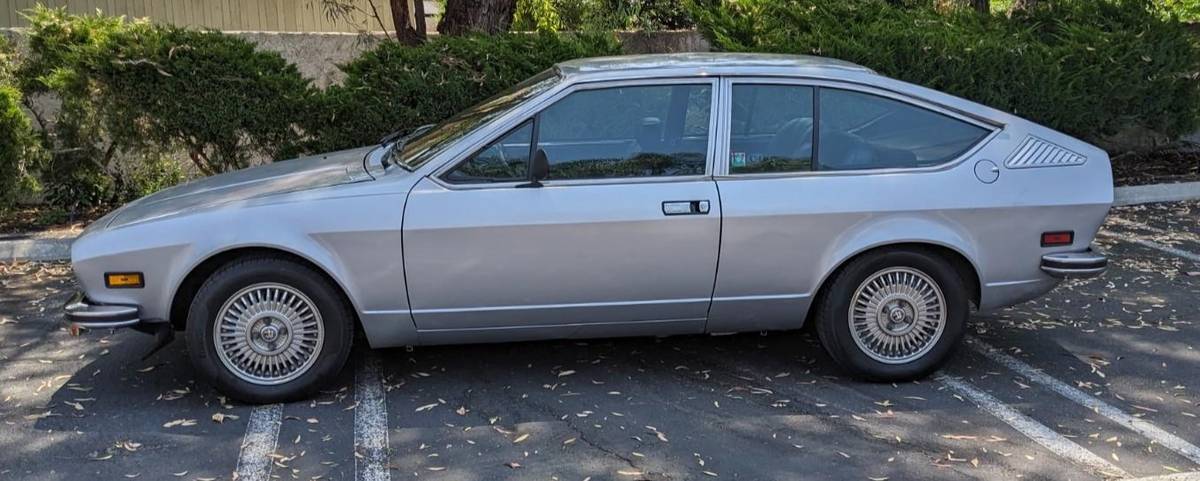Alfa-romeo-alfetta-gt-1976-silver-19
