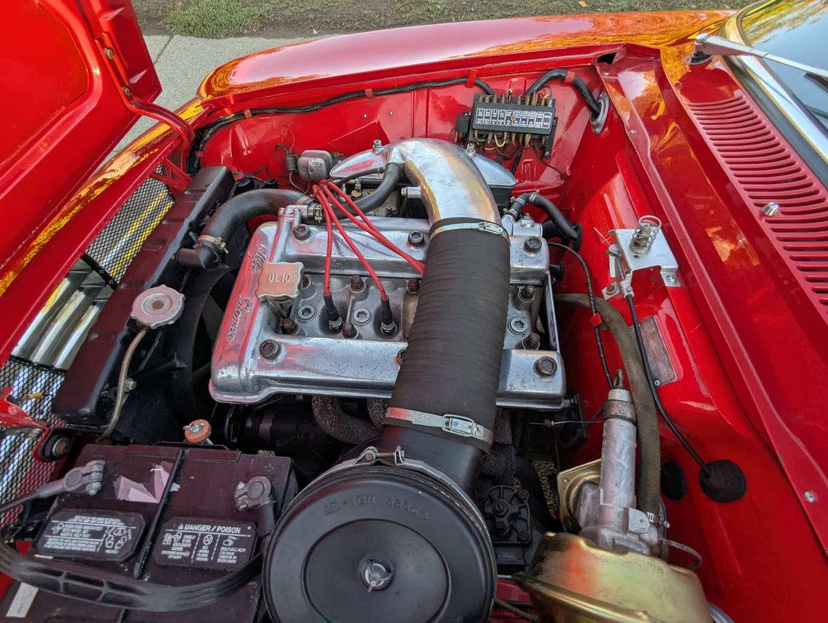 Alfa-romeo-giulia-1966-red-15