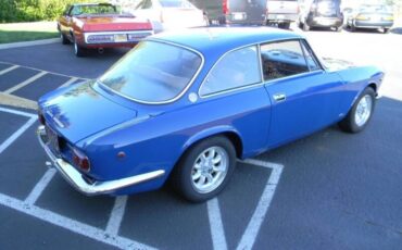 Alfa-romeo-gt-veloce-1750-1969-blue-1