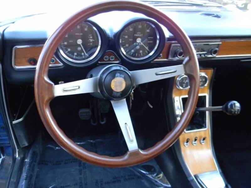 Alfa-romeo-gt-veloce-1750-1969-blue-2