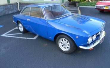 Alfa-romeo-gt-veloce-1750-1969-blue-9