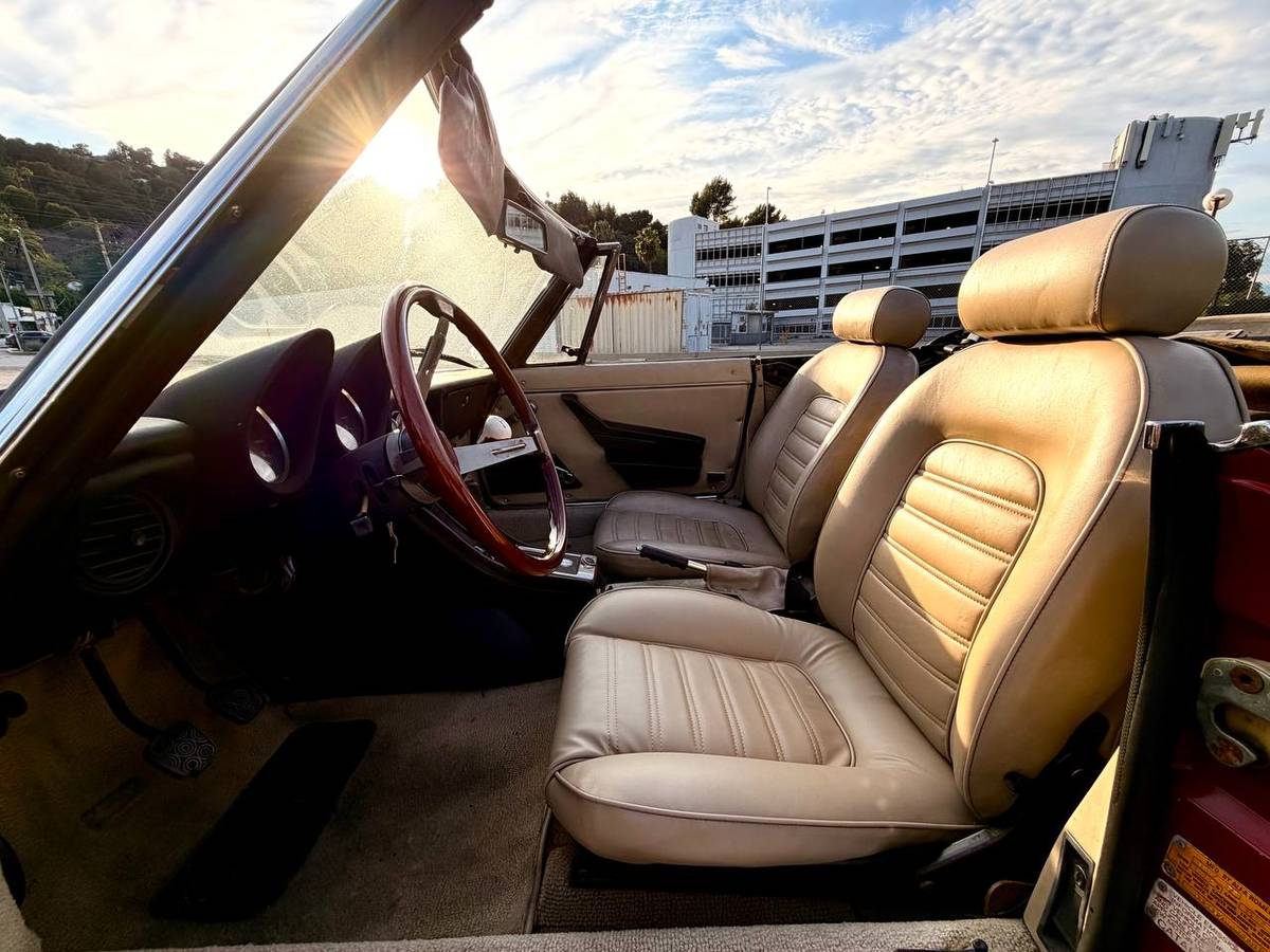 Alfa-romeo-spider-1979-red-2