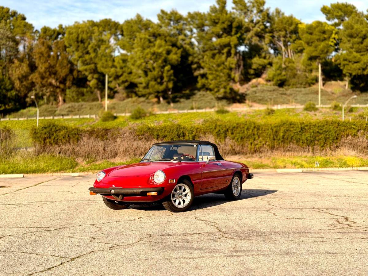 Alfa-romeo-spider-1979-red-5