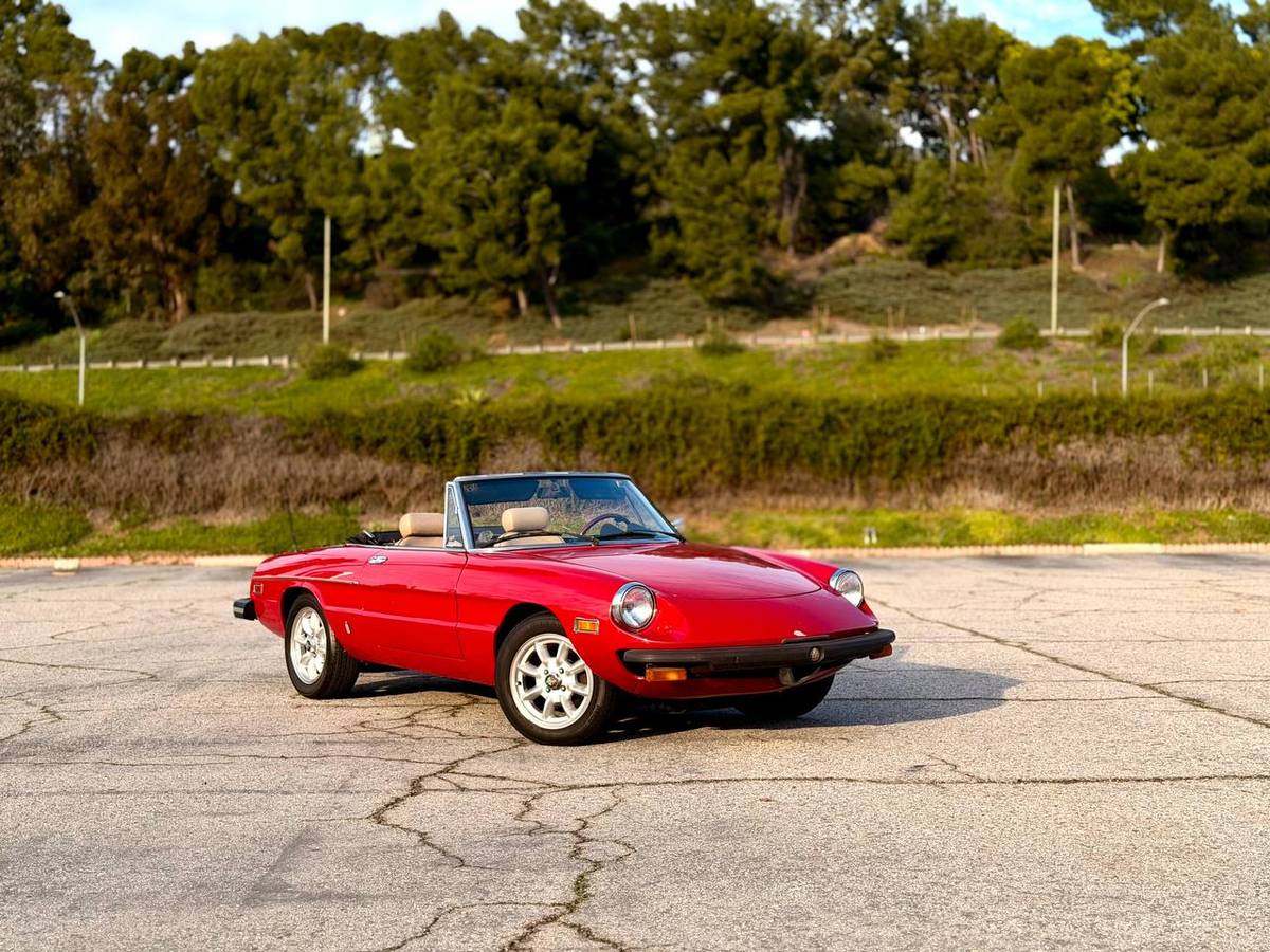 Alfa-romeo-spider-1979-red-6