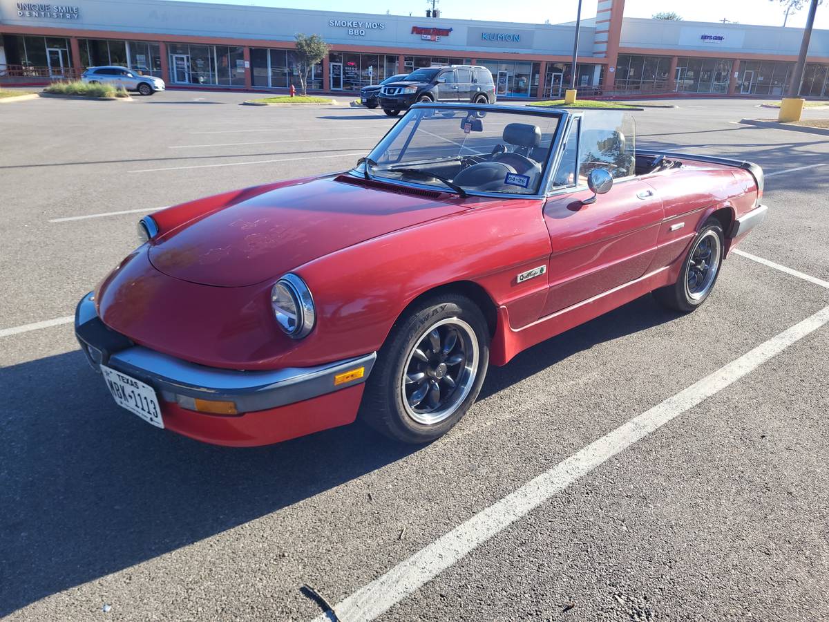 Alfa-romeo-spider-quadrifoglio-1986-10