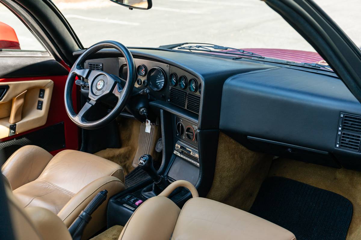 Alfa-romeo-sz-sprint-zagato-1991-45