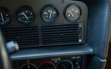 Alfa-romeo-sz-sprint-zagato-1991-46