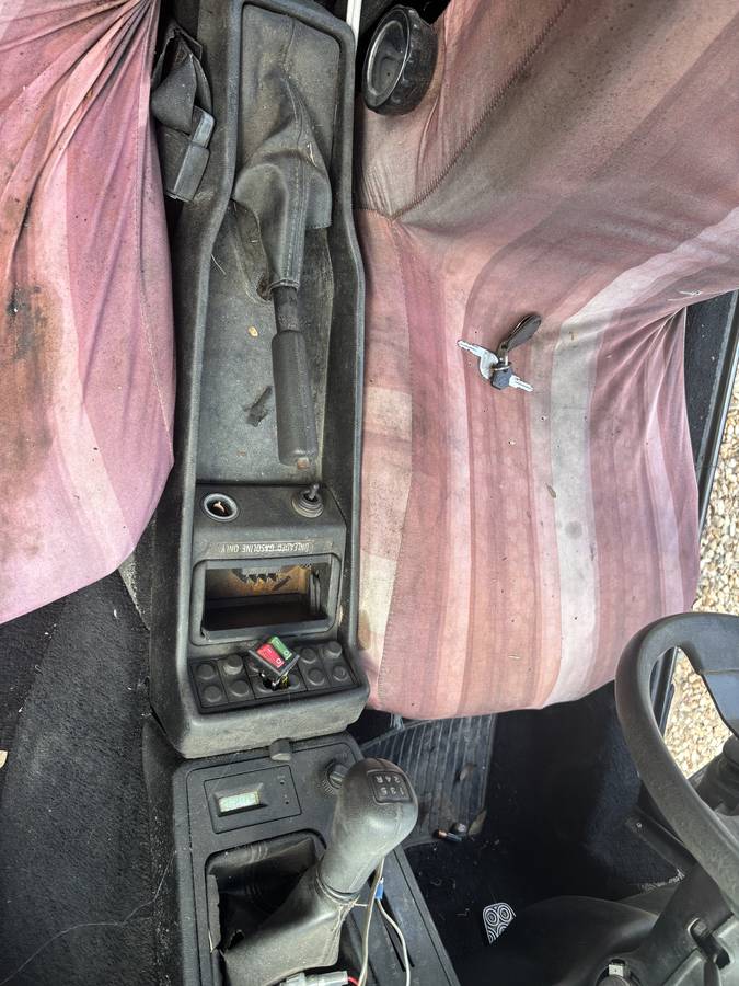 Alpha-romeo-spider-graduate-1987-10