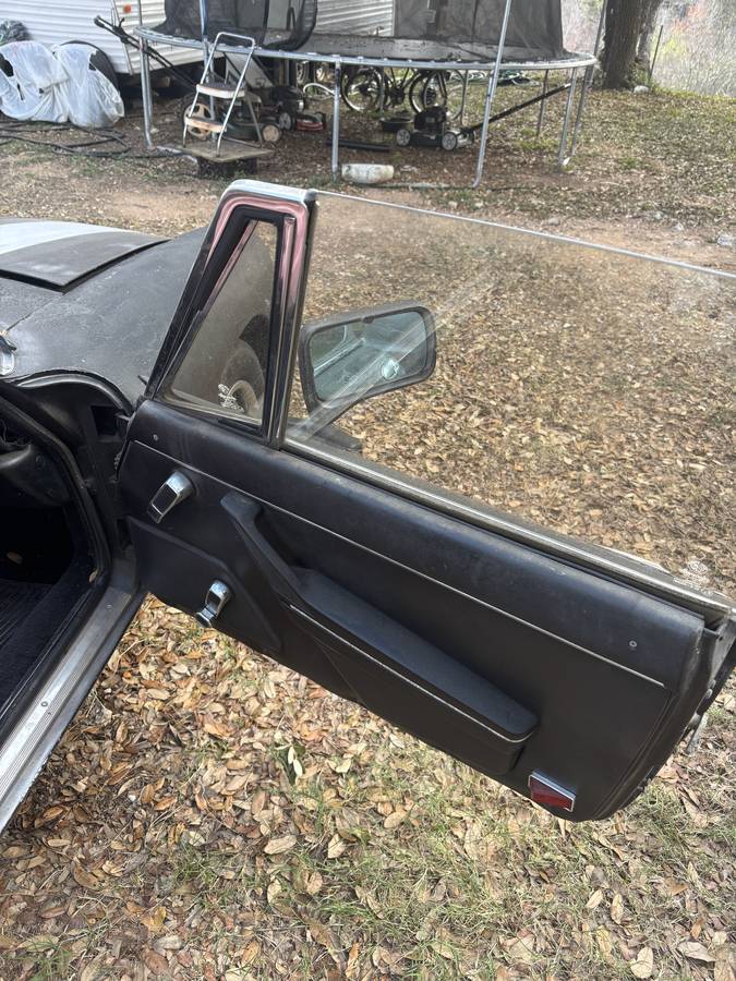 Alpha-romeo-spider-graduate-1987-2