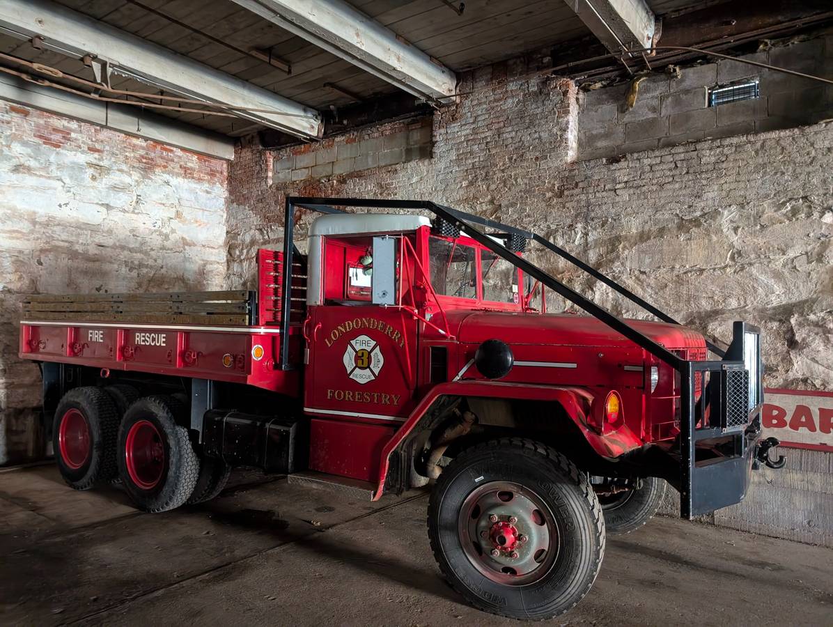 Am-general-diesel-1983-red-5