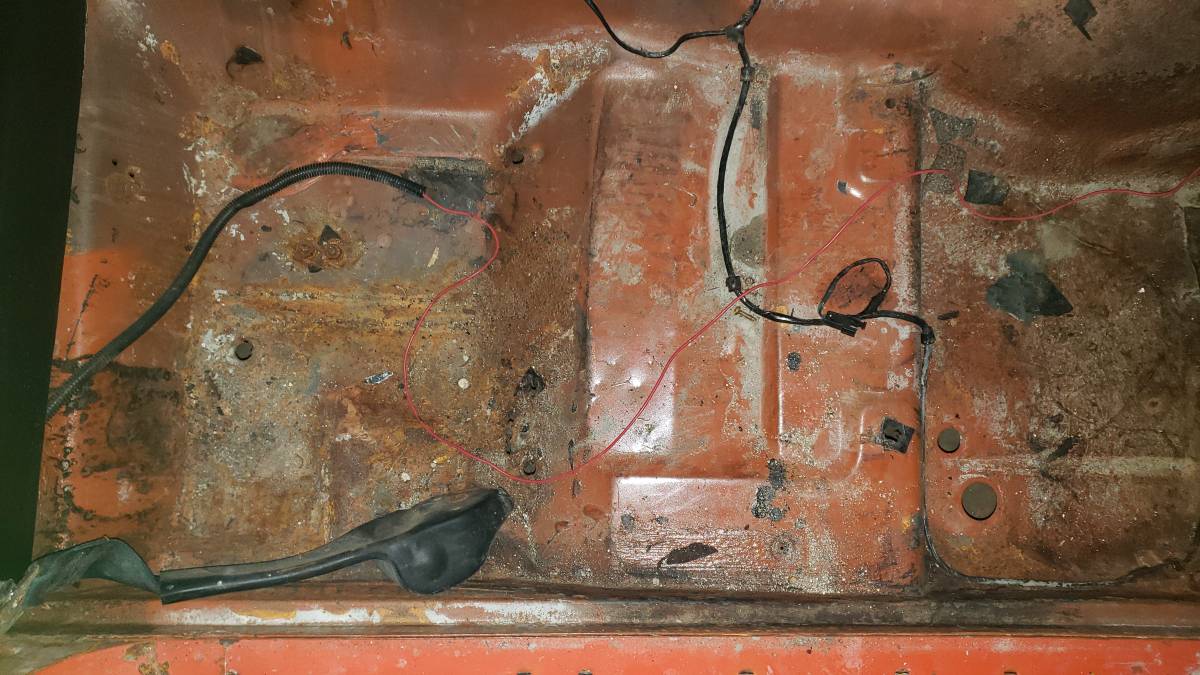 Amc-gremlin-1974-orange-9